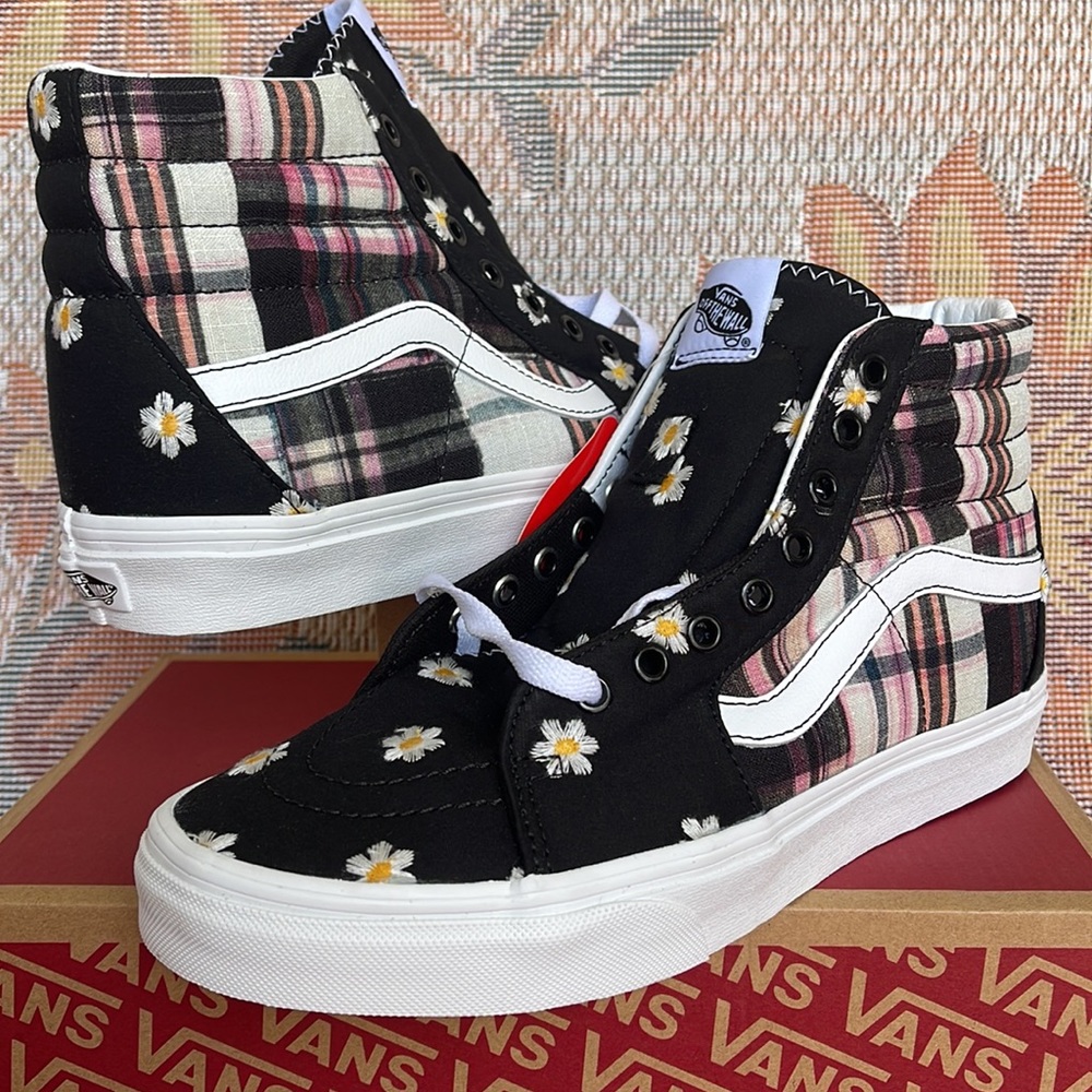 Vans WMNS Sk8-Hi
Floral Plaid Patchwork
VN0A7Q5NUUW
 sneakers - Picture 9 of 16
